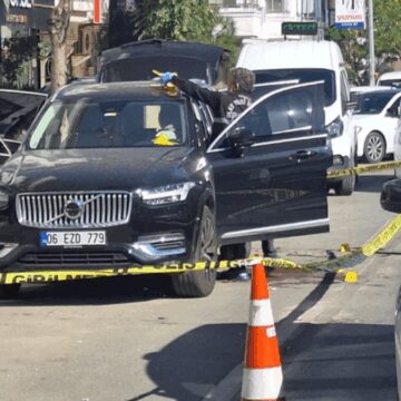 is-insani-soforu-tarafindan-vuruldu-EBKPaJXl.jpg İş insanı şoförü tarafından vuruldu