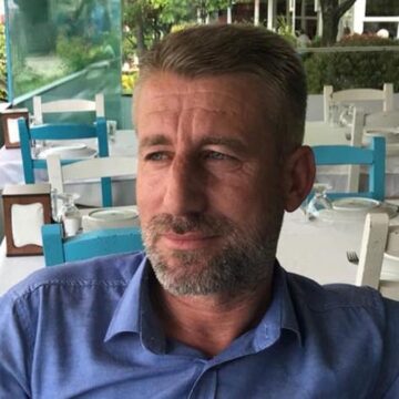 İş insanını otomobilde 4 kurşunla öldürdü