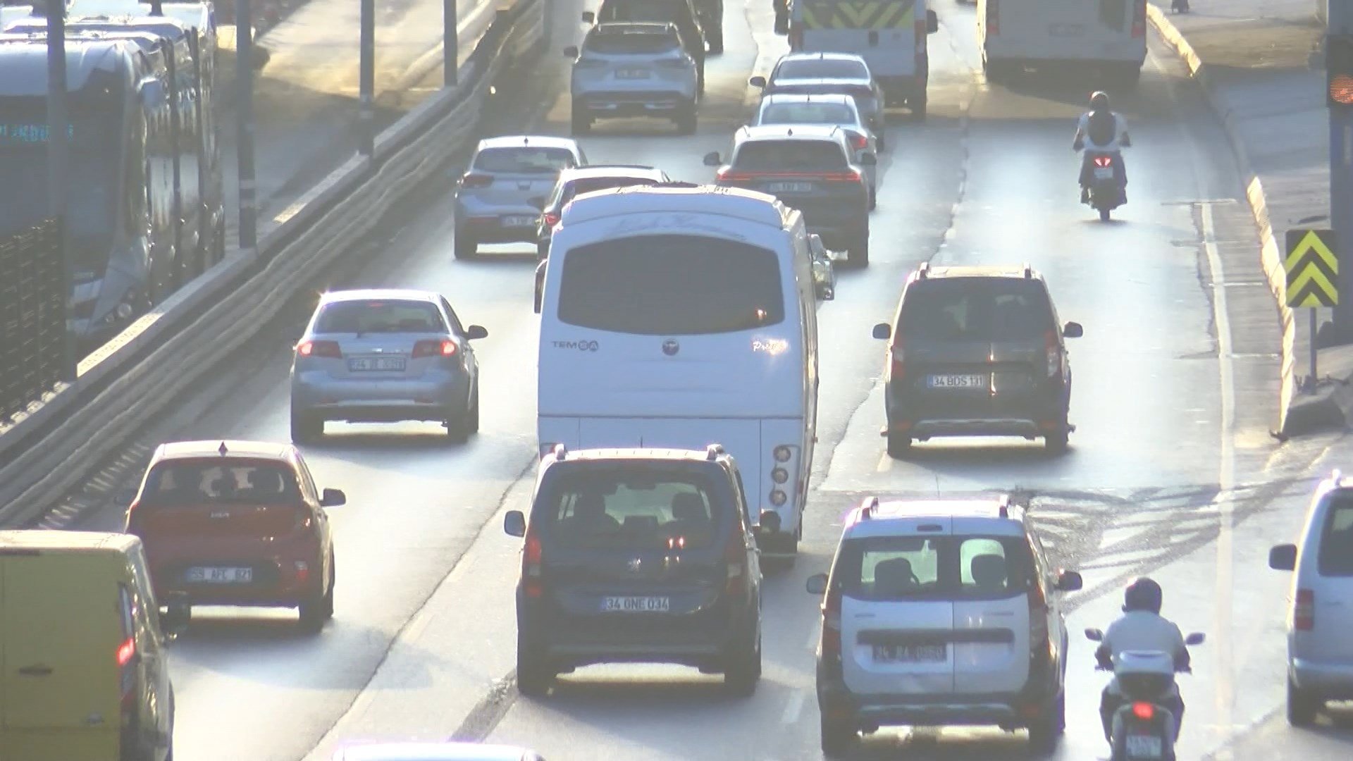 İstanbul’da uyum haftası trafiği: Yoğunluk yüzde 62’ye ulaştı