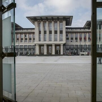 iste-saray-koridorlarinda-endise-yaratan-anket-eh1AWmsv.jpg İşte Saray koridorlarında endişe yaratan anket