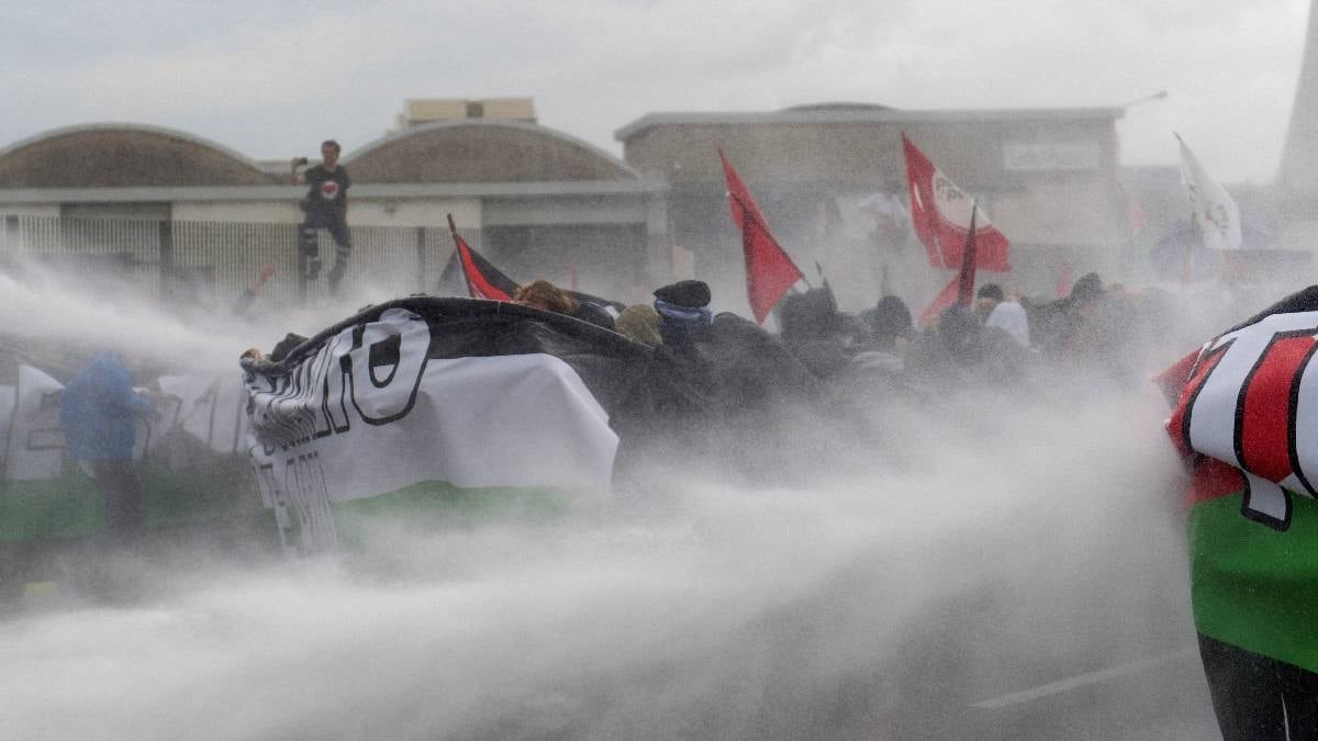 İtalya hükümeti Filistin'i tanımadı, sokaklar karıştı