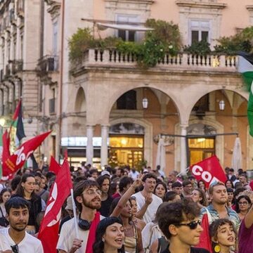 İtalya’da Küresel Sumud Filosuna destek gösterileri yapıldı