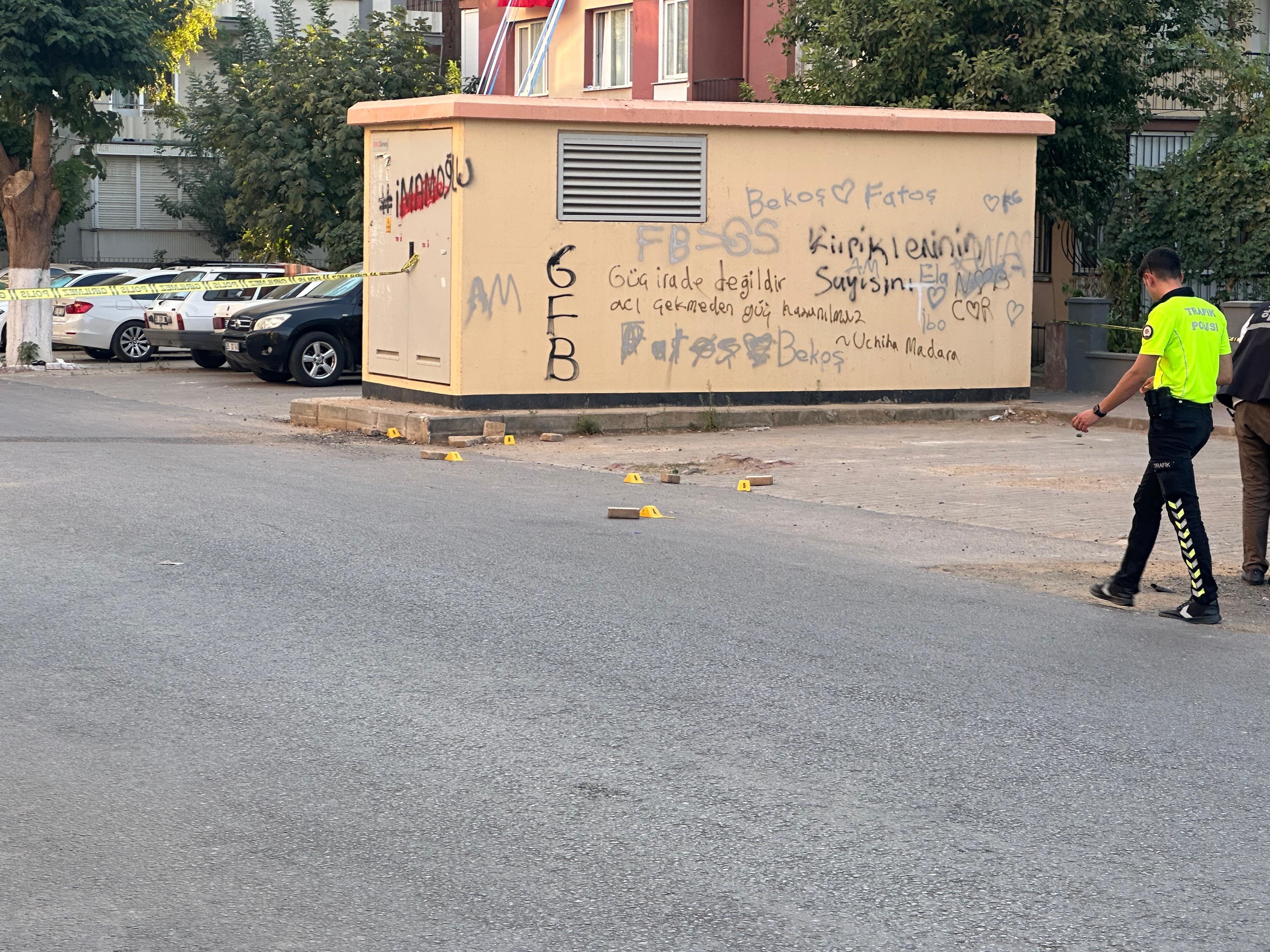 İzmir Ödemiş'te silahlı kavga: 3 kişi yaralandı