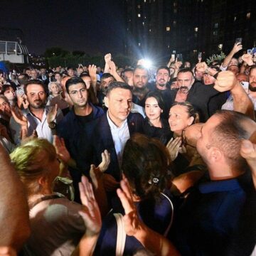 Kayyum kararı dünya gündeminde: CHP’yi zayıflatmaya yönelik bir hamle