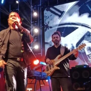 kirac-edirne-konserinde-gulluyu-unutmadi-MjhPm6HS.jpg Kıraç, Edirne konserinde Güllü’yü unutmadı