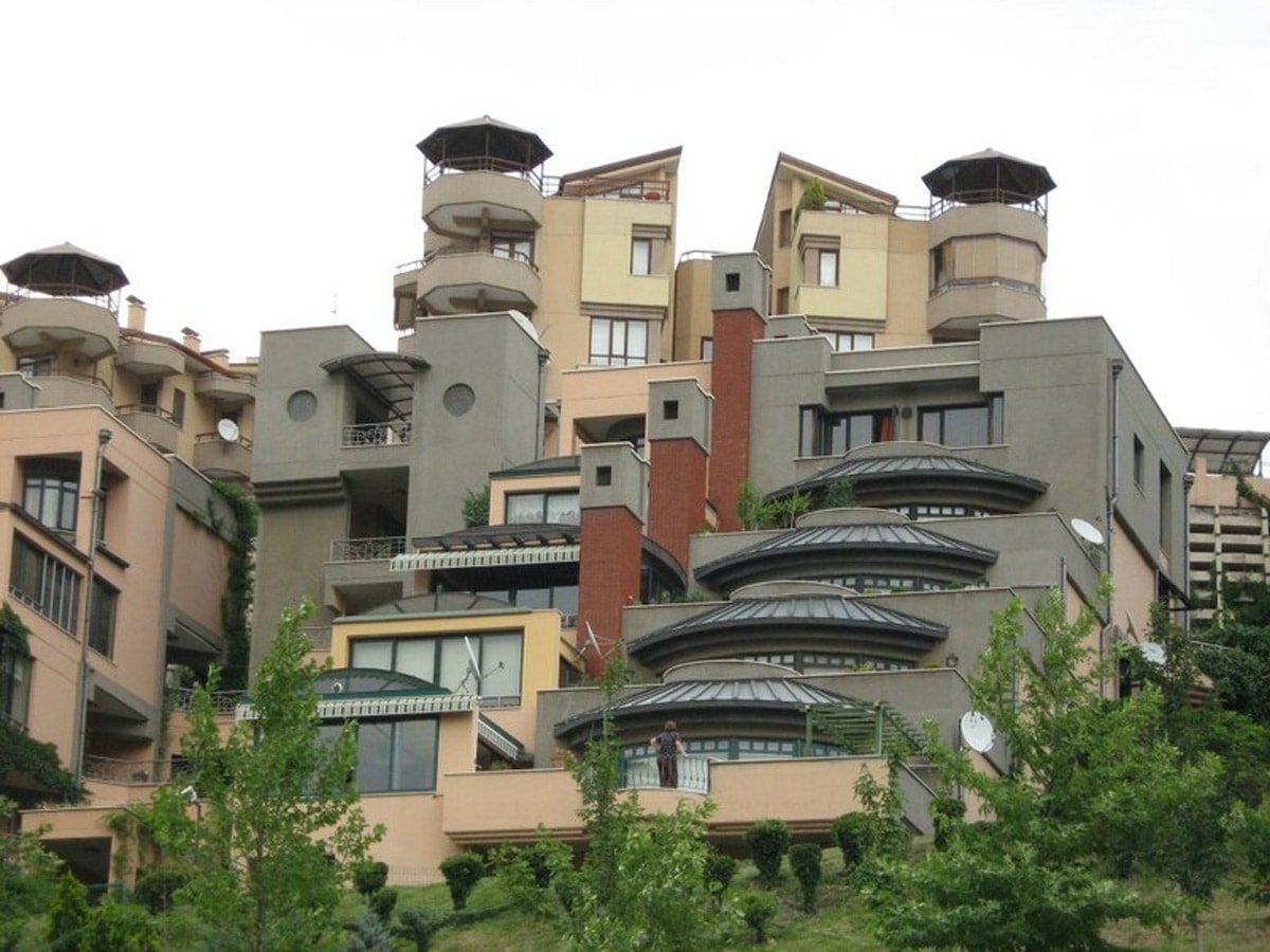 Melih Gökçek tam 8 yıldır bu dört lojmandan çıkmıyor