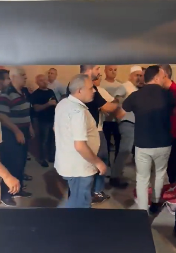 Mevlid Kandili'nde Atatürk gerginliği! Cami bahçesinde arbede çıktı