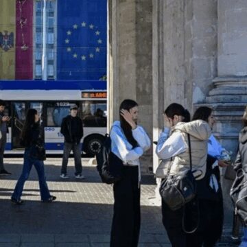 Moldova’da halk parlamento seçimi için sandık başında