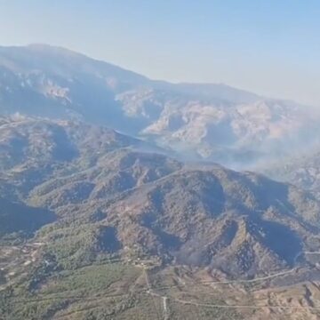 muglada-yangin-63-saat-sonra-kontrol-altina-alindi-3-bin-hektar-alan-kul-oldu-7UiOTwhD.jpg Muğla’da yangın 63 saat sonra kontrol altına alındı, 3 bin hektar alan kül oldu