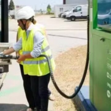 Ne benzin ne de dizel: İnsan dışkısıyla çalışan araç yapıldı