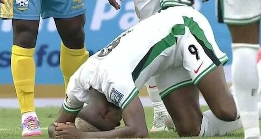 Osimhen’in son durumu belli oldu! Acil İstanbul’a geliyor