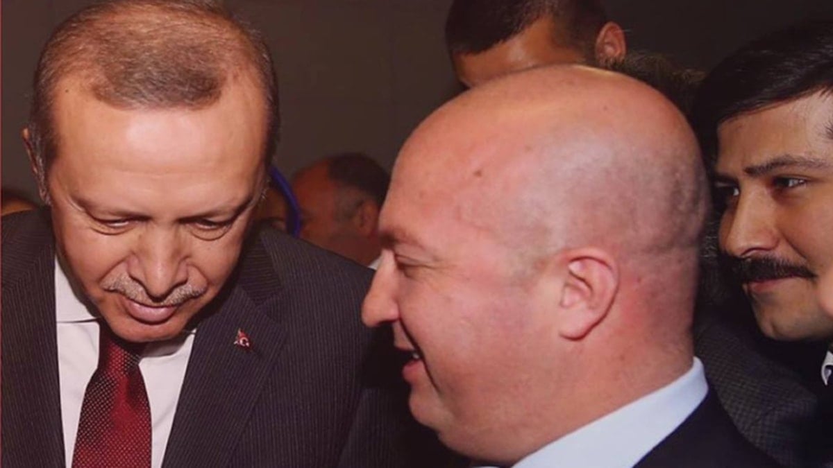 Rüşvetle suçlanan ismin AKP’lilerle albümü çıktı