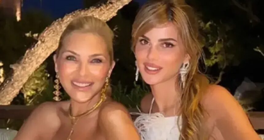 Sabancılardan düşman çatlatan doğum günü pozları