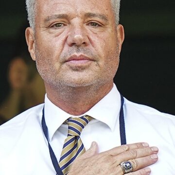 sadettin-saran-takimdan-gonderecegi-ilk-ismi-belirledi-M1k84Bmk.jpg Sadettin Saran takımdan göndereceği ilk ismi belirledi