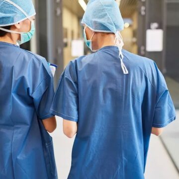 saglikta-goce-bagimli-hale-geliyorlar-QKIxxAqB.jpg Sağlıkta göçe bağımlı hale geliyorlar