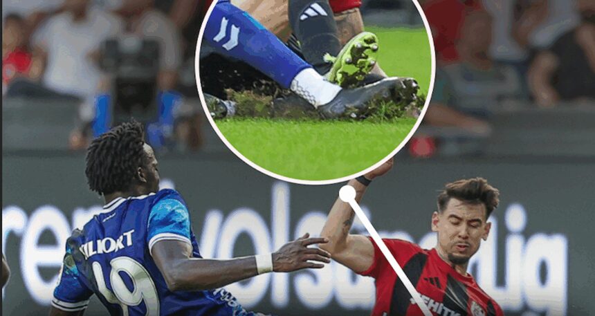 samsunspordan-sert-tepki-hakemlerin-elinde-rezil-oluyoruz-sSQldKHl.jpg Samsunspor’dan sert tepki! ‘Hakemlerin elinde rezil oluyoruz’