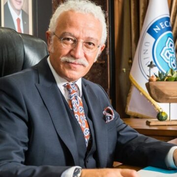 sayistay-surekli-uyariyor-akpli-rektor-takmiyor-PgTI6VOM.jpg Sayıştay sürekli uyarıyor AKP’li Rektör takmıyor!