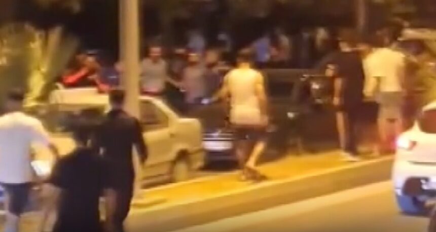 Şehri ayağa kaldıran olay! Anne babasını dövdü, 5 araca çarpıp 1 kişiyi rehin aldı
