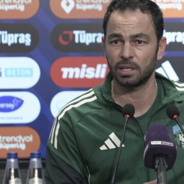 selcuk-inan-bir-hocanin-kariyerinde-cok-yasayamayacagi-bir-macti-pB9Hbl3e.jpg Selçuk İnan: Bir hocanın kariyerinde çok yaşayamayacağı bir maçtı