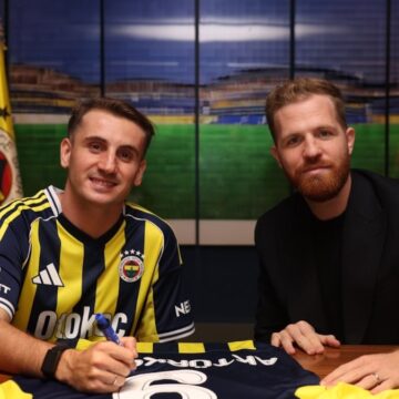 Sözcü yazarları ‘En şerefli kulübe geldim’ sözlerini kaleme aldı