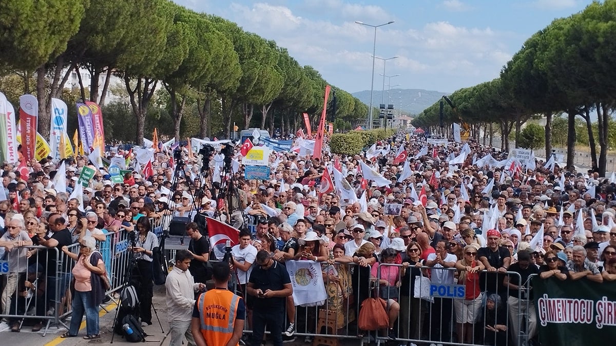 'Toprağımızı vermiyoruz' 2 'Toprağımızı vermiyoruz'