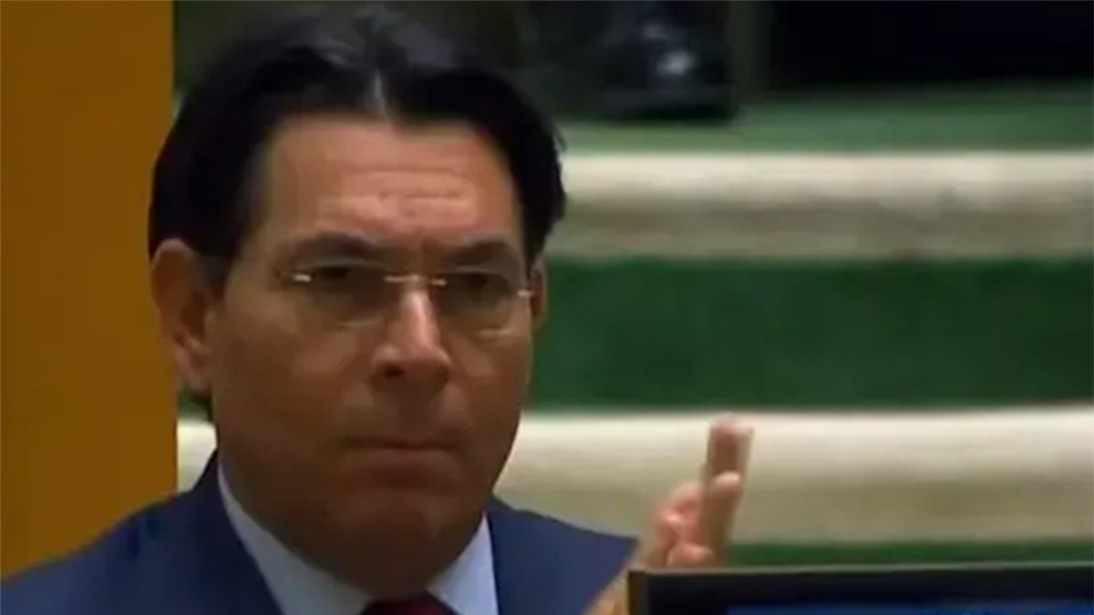 Trump konuştu, salonda sadece tek bir kişi onaylayıp alkışladı