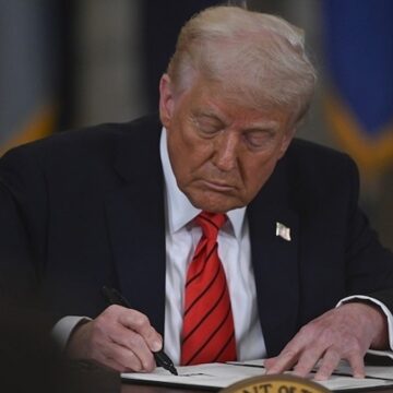 Trump’tan tarihi imza: ABD-Japonya ticaret anlaşması resmen yürürlükte