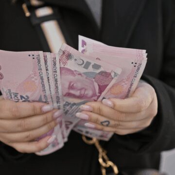 Türkiye’nin dev bankasında IBAN krizi: Para transferleri aktarılamıyor