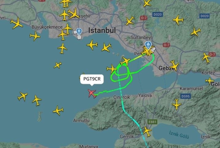 Uçaklar peş peşe pisti pas geçti, Sabiha Gökçen karıştı 1 Uçaklar peş peşe pisti pas geçti, Sabiha Gökçen karıştı