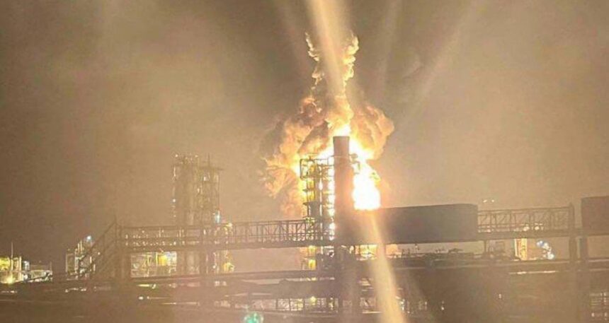 ukrayna-saldirilari-rusyanin-gazini-aldi-dizel-ihracatina-yasak-geldi-txFE4kuw.jpg Ukrayna saldırıları, Rusya’nın gazını aldı: Dizel ihracatına yasak geldi