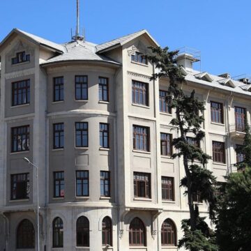 17-tip-fakultesine-kilit-1IOBrUbV.jpg 17 tıp fakültesine kilit