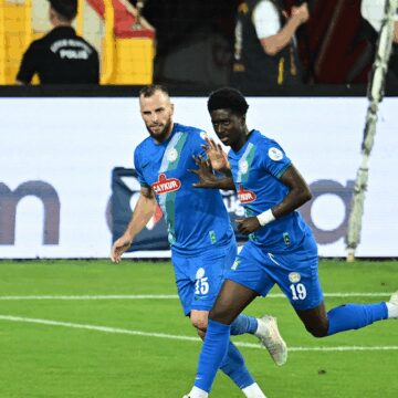 7-gollu-macta-kazanan-rizespor-istifaya-cagirdilar-R7d63Mjy.jpg 7 gollü maçta kazanan Rizespor! İstifaya çağırdılar