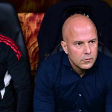 arne-slot-hayal-kirkligina-ugradik-rb7sgzhI.jpg Arne Slot: Hayal kırklığına uğradık