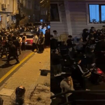 asker-eglencesinde-ortalik-karisti-asker-tekmelerle-ayirdi-KvQqCiGO.jpg Asker eğlencesinde ortalık karıştı: Asker tekmelerle ayırdı