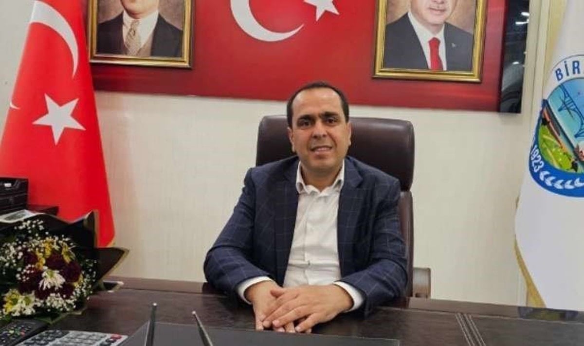 Belediye başkanları magandalığa soyundu