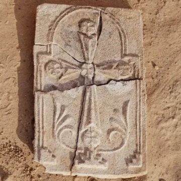 bin-400-yillik-hac-kesfedildi-belirsizlik-sonlandi-gxMLRgNz.jpg Bin 400 yıllık haç keşfedildi, belirsizlik sonlandı