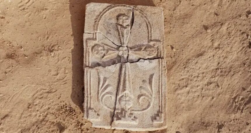 Bin 400 yıllık haç keşfedildi, belirsizlik sonlandı