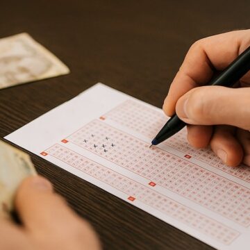 bir-gecede-milyarder-oldu-4V2xAWlp.jpg Bir gecede milyarder oldu