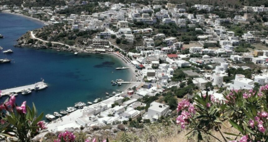 Bodrum’a komşu adalarda nüfus azalıyor,komşu panikte