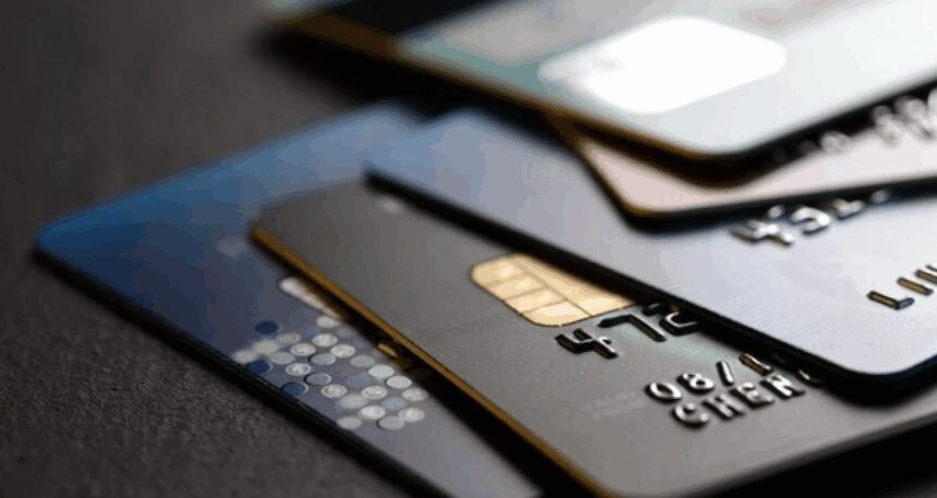 bugunden-itibaren-gecerli-olacak-kredi-karti-faizlerinde-yeni-donem-fkBmg5ig.jpg Bugünden itibaren geçerli olacak: Kredi kartı faizlerinde yeni dönem