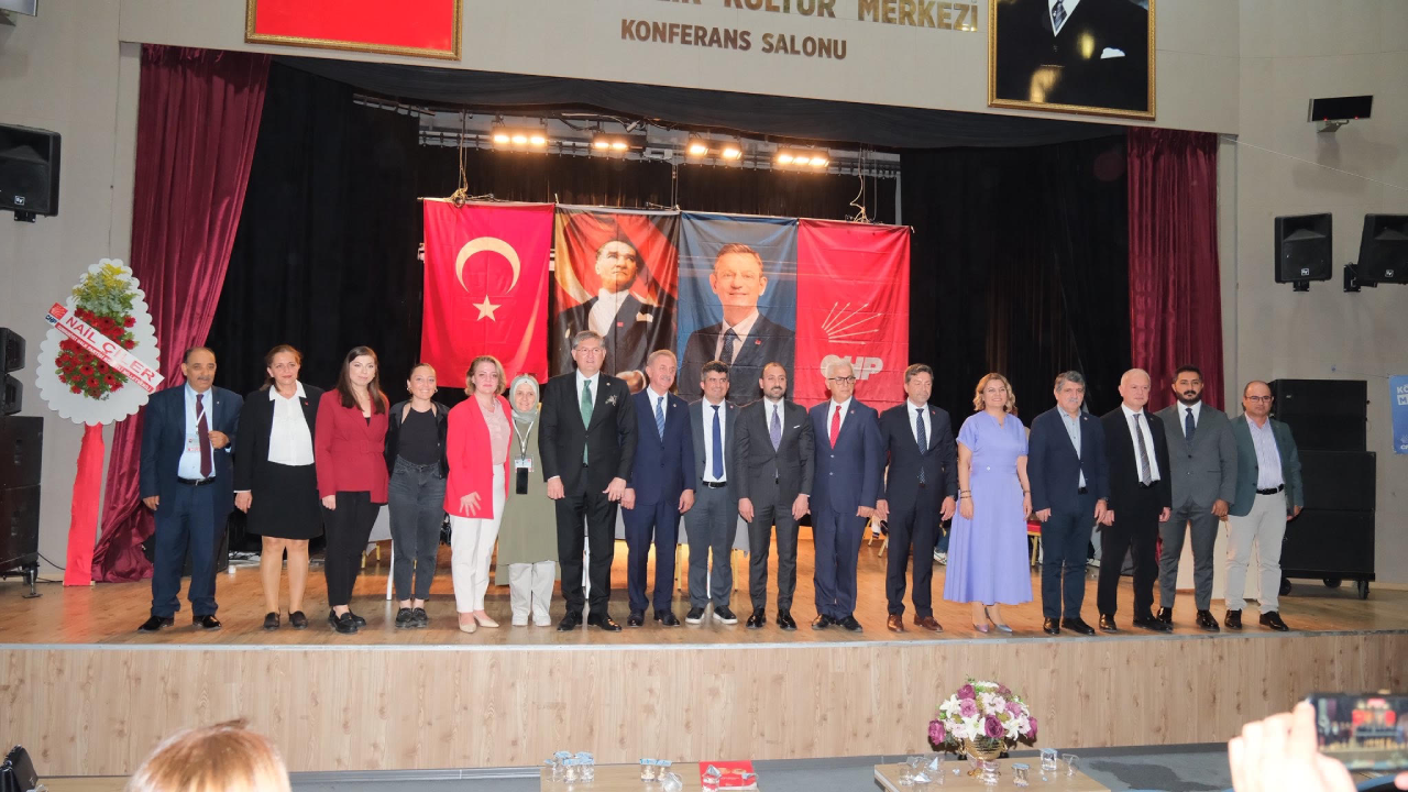 CHP’li başkan Hürriyet’ten AKP’ye: O koltuklarda kıl payı oturuyorsunuz, indireceğiz