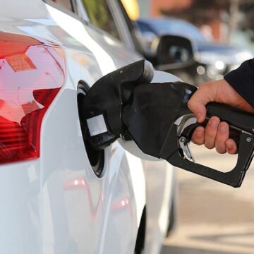 depolari-doldurun-akaryakit-zammi-bu-gece-cepleri-yakacak-eeGVQyxB.jpg Depoları doldurun: Akaryakıt zammı bu gece cepleri yakacak