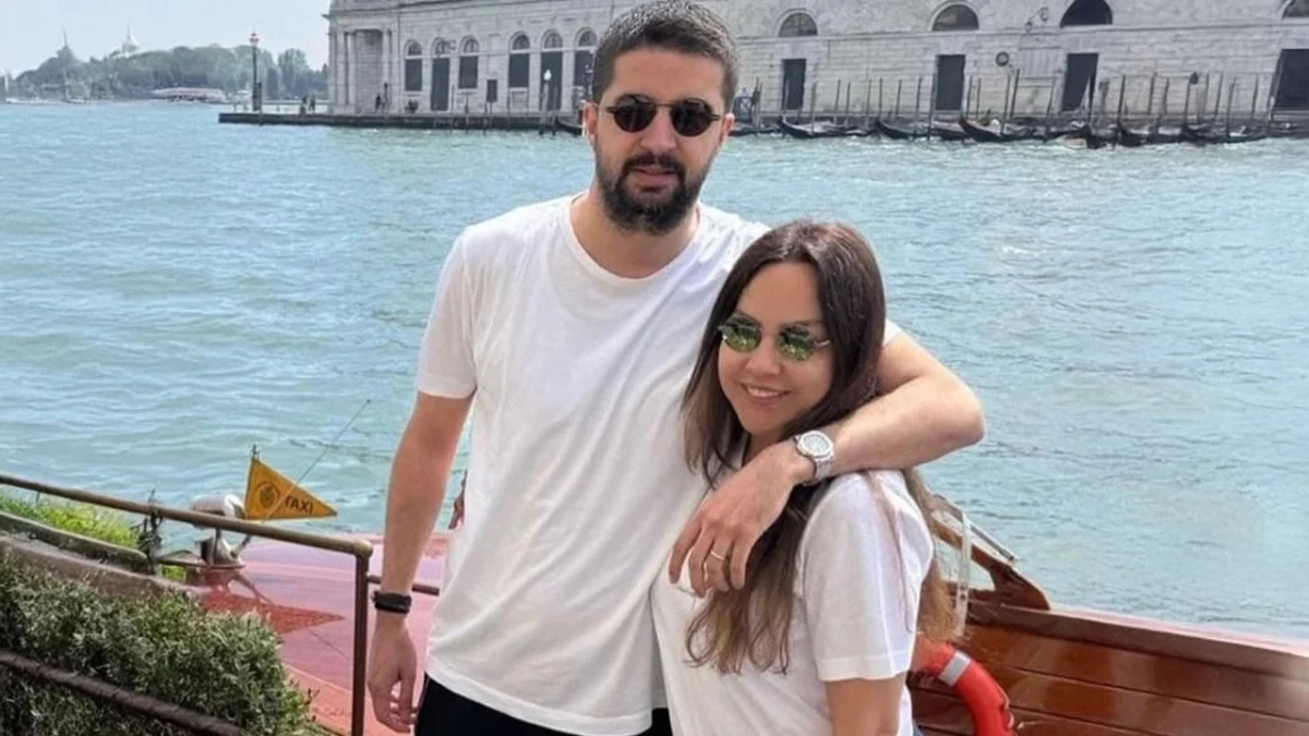 Ebru Gündeş boşandığı gibi imajını değiştirdi