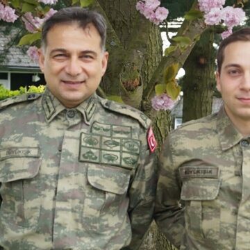 emekli-tumgeneral-baba-tek-tek-anlatti-oglunun-cinayetinin-ardinda-ne-var-lfwjQK8w.jpg Emekli Tümgeneral baba tek tek anlattı: Oğlunun cinayetinin ardında ne var?