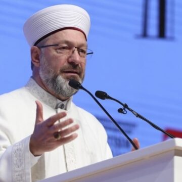 gece-yarisi-acikladi-diyanette-ali-erbas-tasfiyesi-ffH72RSP.jpg Gece yarısı açıkladı: Diyanet’te Ali Erbaş tasfiyesi!