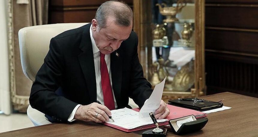Gece yarısı gelen karar! Diyanet’te Ali Erbaş kadrosu görevden alındı