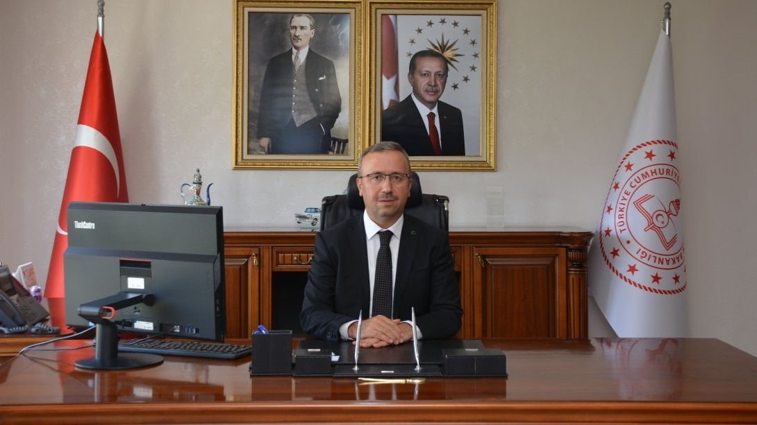 İl Milli Eğitim Müdürü Atatürk düşmanıyla aynı karede! Tepki yağdı