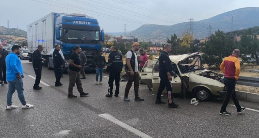 Isparta’da zincirleme kaza: 2 ölü, 3 yaralı