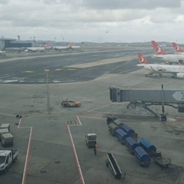 istanbulda-firtina-ucaklara-havada-tur-attirdi-4RCBZ8DM.jpg İstanbul’da fırtına uçaklara havada tur attırdı