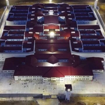 kuyu-tipi-cezaevinde-aylardir-iddianame-bekliyorlar-4F8x6auf.jpg Kuyu tipi cezaevinde, aylardır iddianame bekliyorlar